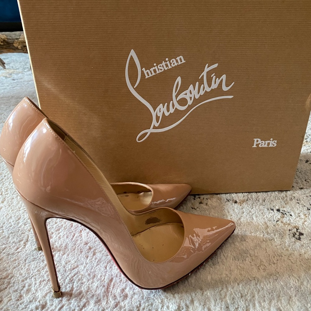 Christian Louboutin So Kate 120mm in nude